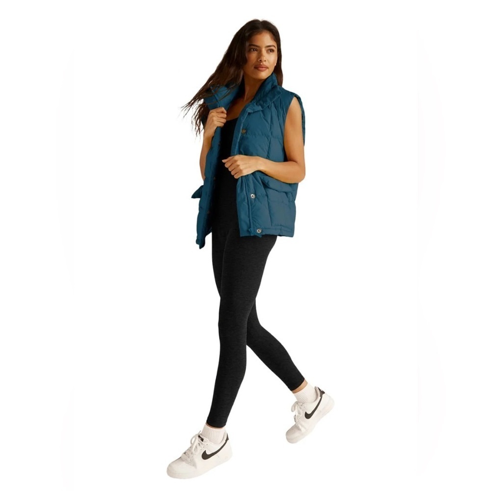 NWT Beyond Yoga Puffer Vest in Blue Gem, Size XL